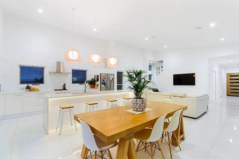 THE BEACH OASIS At 360 - Accommodation Cairns 3