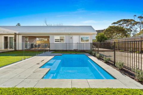 Birdrock Beach Bed & Breakfast - Accommodation Cairns 0