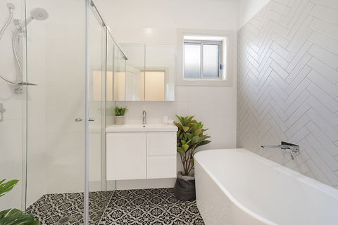 Accommodation Hunter - Adams St Maitland - Accommodation Cairns 2