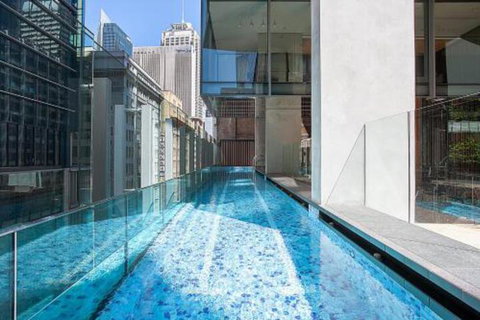 CITY HIGH Hosted By: LAbode Accommodation - Accommodation Cairns 4