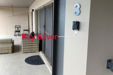 The Silvermoon Villa Private Villa - Accommodation Cairns 7