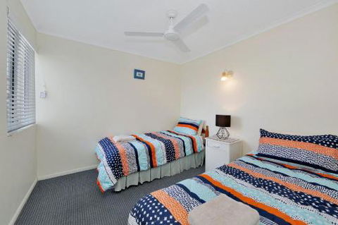 Bikinis & Martinis At Points North - Accommodation Cairns 1