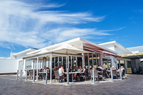 Blackbird At Arlos The Heart Of Glenelg Wifi - Accommodation Cairns 1