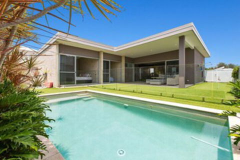 BEACHSIDE HAVEN - Accommodation Cairns 0