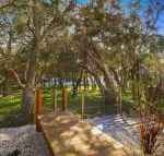 The Wharf House Budgewoi - Accommodation Cairns