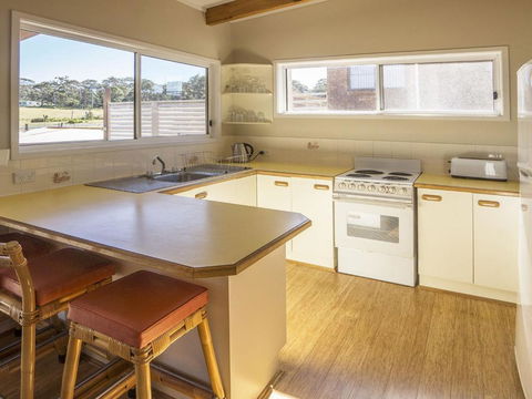Boomer Crescent 5 Kioloa - Accommodation Cairns 1