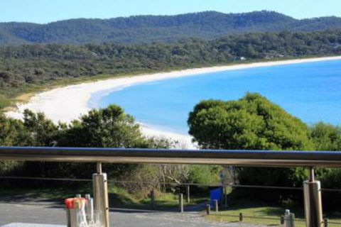 BAY Of FIRES BEACH SHACK Ocean Views From A Modern Beachhouse - Accommodation Cairns 6