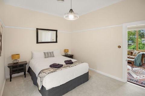 Magnificent Cotillion By Your Innkeeper - Accommodation Cairns 6
