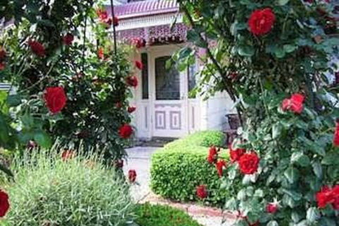 Bed & Breakfast At Stephanies - Accommodation Cairns 0