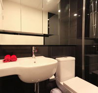 Amazing Waterfront Apartment - Accommodation Cairns