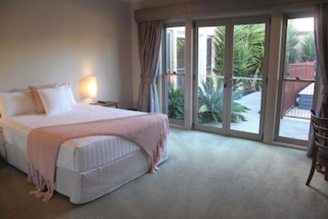 BEL MIREN SARAH LOUISA - Accommodation Cairns 0