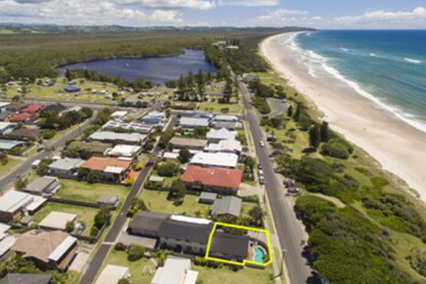 Barefoot - Accommodation Cairns 1