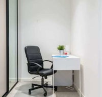 Modern 1 Bedroom in Tranquil Parklands - Accommodation Cairns