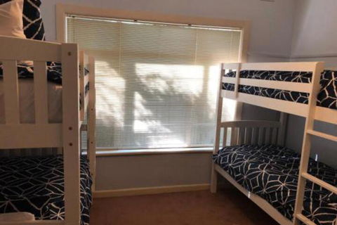 Pleasant View - Accommodation Cairns 2