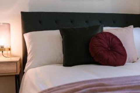 A Wave Away At Glenelg Cosy Unit Near The Beach - Accommodation Cairns 3
