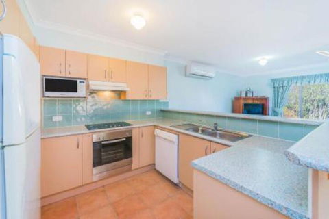 Beachside 22 LJHooker Yamba - Accommodation Cairns 0