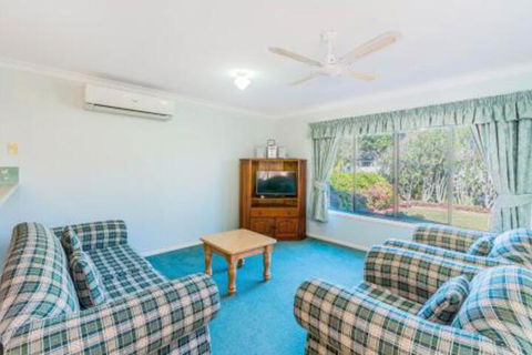 Beachside 22 LJHooker Yamba - Accommodation Cairns 2