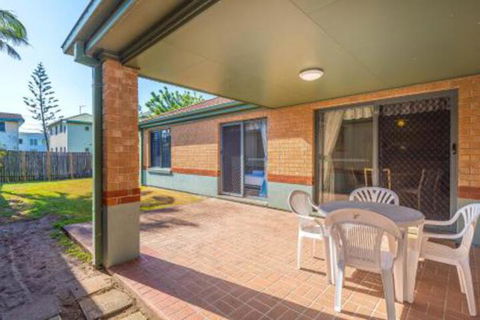 Beachside 22 LJHooker Yamba - Accommodation Cairns 4