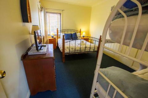 A Mariners Place BEST Location In Town! - Accommodation Cairns 1