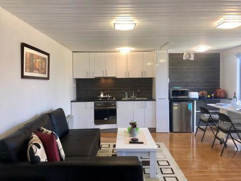 Velikaâ€™ - Accommodation Cairns 1