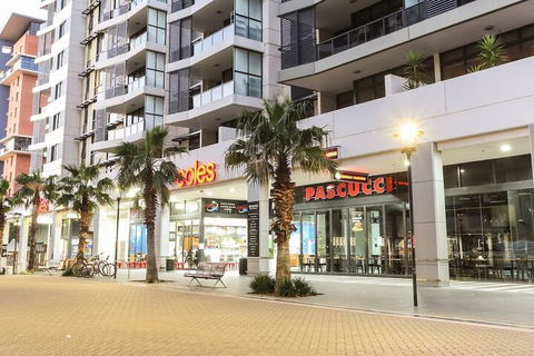 Beautiful Home 2beds Apt @waterloo-close To CBD - Accommodation Cairns 3