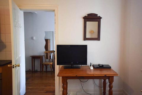Incredible Location One Bedroom Apartment - Accommodation Cairns 4