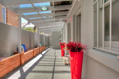 Flinders Street Studios - Accommodation Cairns 2