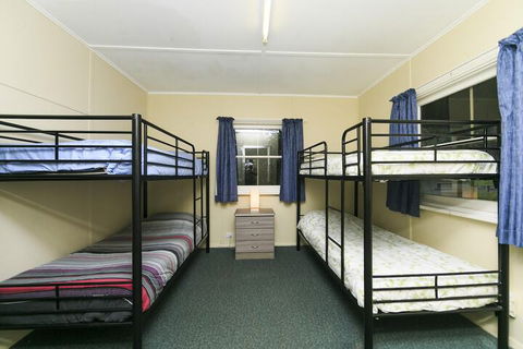 Reflections Holidays Parks Burrinjuck - Accommodation Cairns 2