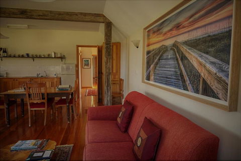 Herons Rise Vineyard Accommodation - Accommodation Cairns 2