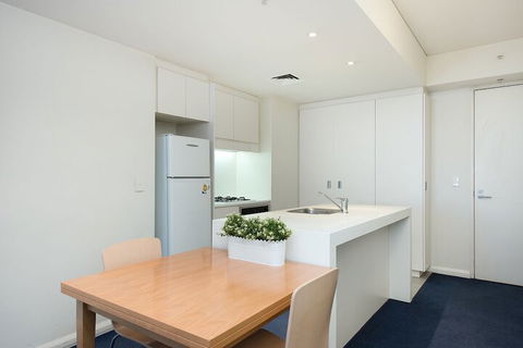 Barangaroo City View H329 - Accommodation Cairns 6