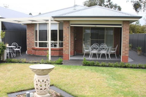 C And C Tanunda - Accommodation Cairns 0