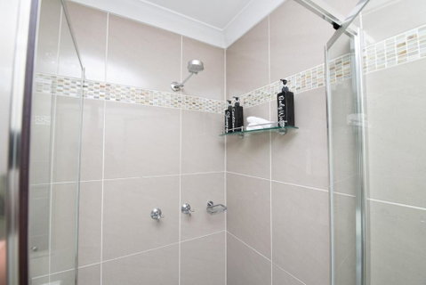 Autumn St. Trendy East Orange Near CBD - Accommodation Cairns 4