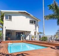The Richmond Beach Villa - Accommodation Cairns