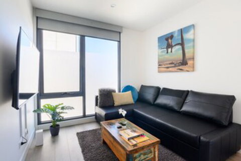 JUDD A Stylish Abode Awaits You - Accommodation Cairns 0