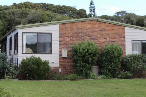 Beach Shack - Accommodation Cairns 4