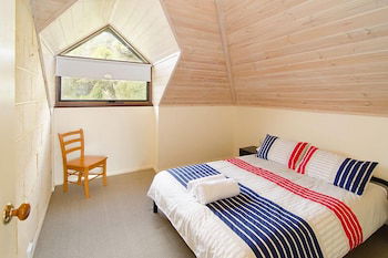 Cowrie Chalet - Accommodation Cairns 4