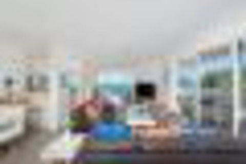 Breakwater Apartment Unit 205 / 2 Messines Street - Accommodation Cairns 2