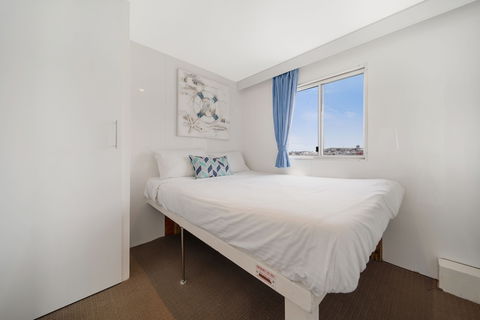 Coomera Houseboat Holidays - Accommodation Cairns 6