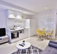 South Yarra Claremont Apartment - Accommodation Cairns