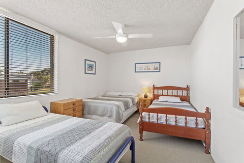 The Dunes Unit 5 / 38 Marine Drive - Accommodation Cairns 2