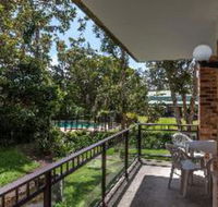 3 Bedroom Apartment Bay Parklands Unit 65 / 2 Gowrie Avenue - Accommodation Cairns