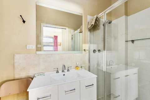 Evergreen - Accommodation Cairns 5