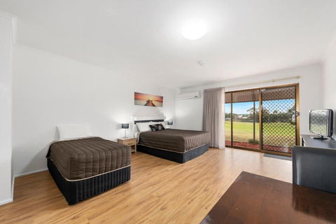 Barmera Country Club Motor Inn - Accommodation Cairns 4