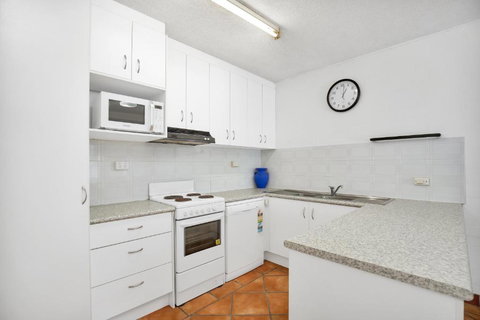 Noosa Views - Accommodation Cairns 3