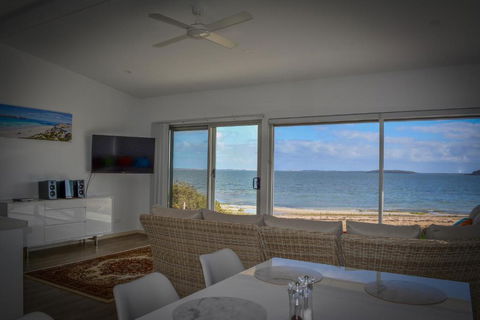 Beachside - Accommodation Cairns 3