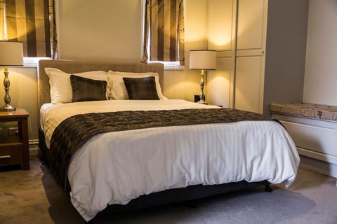 Simmers Serviced Apartments - Accommodation Cairns 3