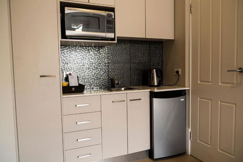 Simmers Serviced Apartments - Accommodation Cairns 1