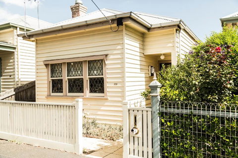 Simmers Serviced Apartments - Accommodation Cairns 2