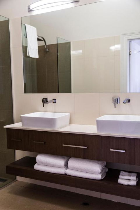 Simmers Serviced Apartments - Accommodation Cairns 4