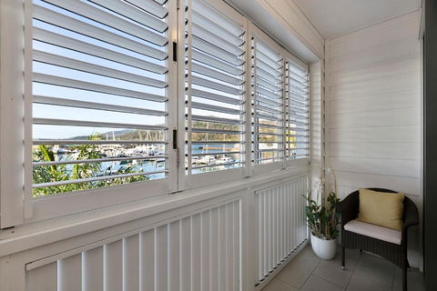 Boathouse Port Of Airlie - Accommodation Cairns 2
